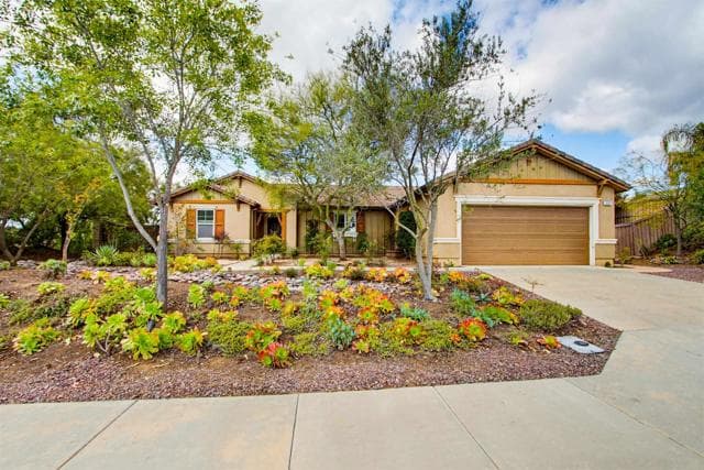 352 Tom Mcguinness Jr Circle, Fallbrook, Active - Home for Sale