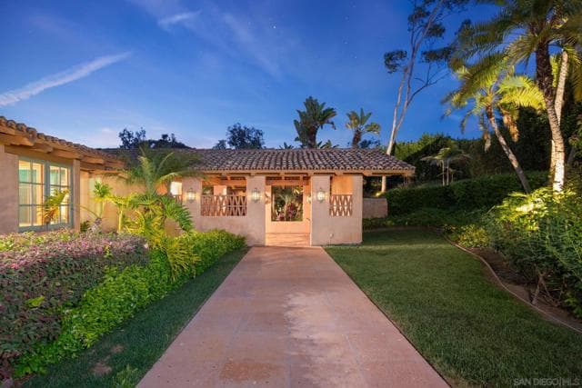 6002 Paseo Valencia, Rancho Santa Fe, Active - Home for Sale