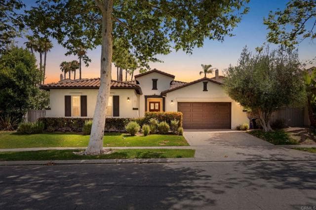 1001 Hawthorne Creek Dr, Chula Vista, Active - Home for Sale