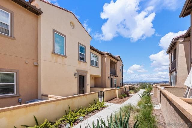 170 Diamante Rd, San Marcos, Active - Home for Sale