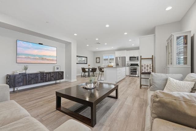 931 Slate St, San Marcos, Active - Home for Sale