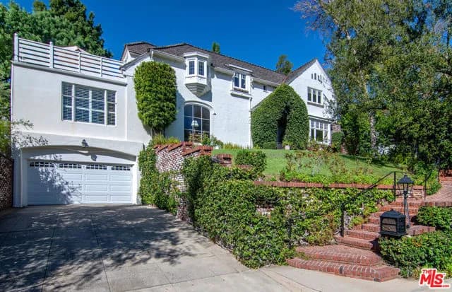 63 Club Rd, Pasadena, Active - Home for Sale