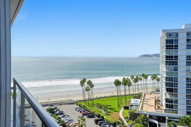1810 Avenida Del Mundo, Coronado, Active - Home for Sale