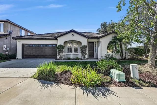 1898 Almagro Ln, Escondido, Active - Home for Sale