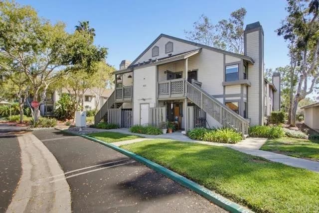 1953 Wellington Ln, Vista, Active - Home for Sale