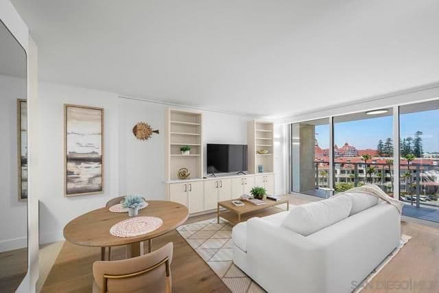 1720 Avenida Del Mundo, Coronado, Active - Home for Sale