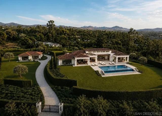 6858 Las Colinas, Rancho Santa Fe, Active - Home for Sale