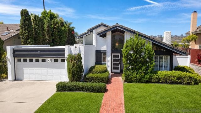 470 Jolina Way, Encinitas, Active - Home for Sale