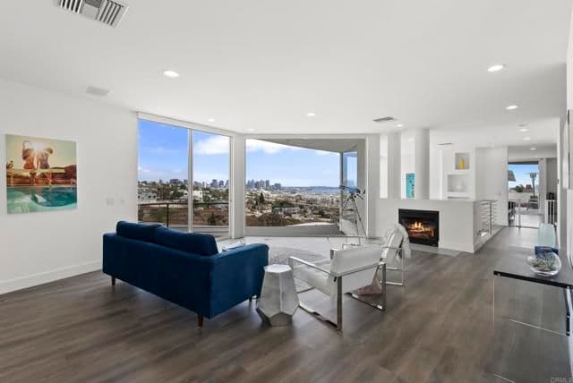 1777 Puterbaugh St, San Diego, Active - Home for Sale