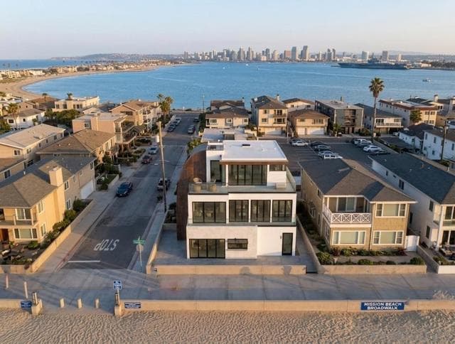 701 W Sunset Court, San Diego, Active - Home for Sale
