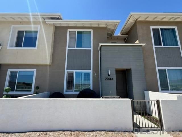 2044 Bluestone Circle, Chula Vista, Active - Home for Sale