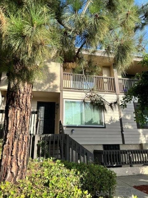 1174 Locust St, San Diego, Active - Home for Sale