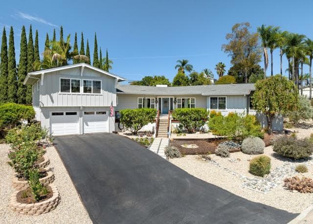 2140 Alta Vista Dr, Vista, Active - Home for Sale