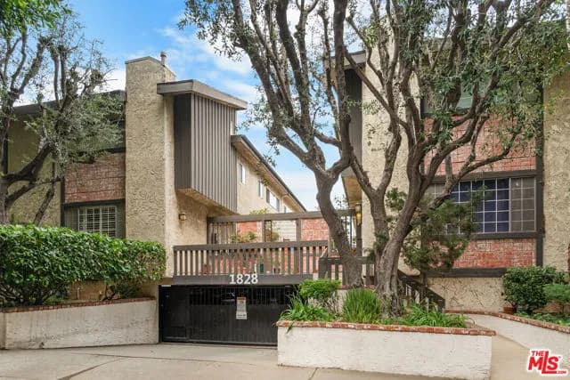 1828 Barry Ave, Los Angeles, Active - Home for Sale
