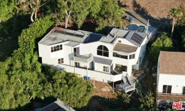 2947 Corral Canyon Rd, Malibu, Active - Home for Sale