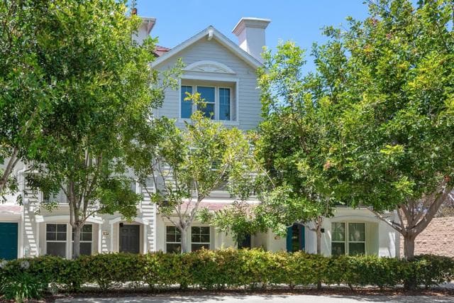 750 Harbor Cliff, Oceanside, Active - Home for Sale