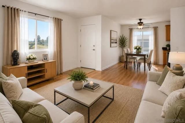 526 Calle Montecito, Oceanside, Active - Home for Sale