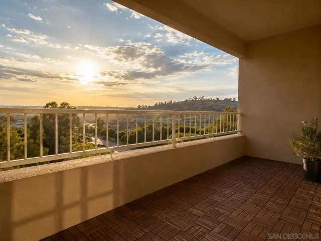 7647 Mission Gorge Rd, San Diego, Active - Home for Sale