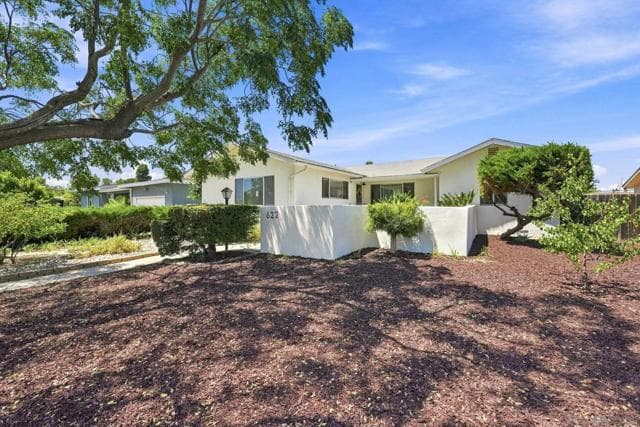 622 W 13th Ave, Escondido, Active - Home for Sale