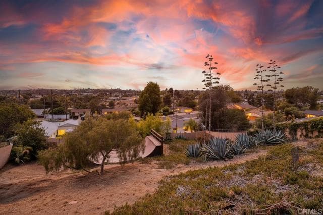 410 Santa Clara Dr, Vista, Active - Home for Sale