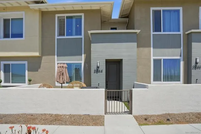 2044 Bluestone Circle, Chula Vista, Active - Home for Sale
