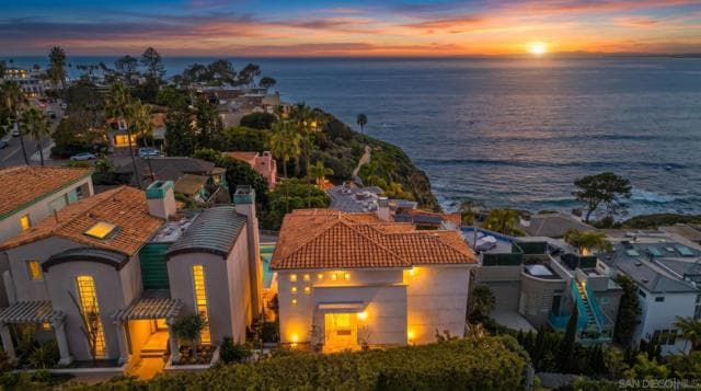 7825 Prospect Place, La Jolla, Active - Home for Sale