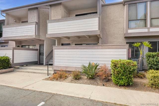 9120 Gramercy, San Diego, Active - Home for Sale