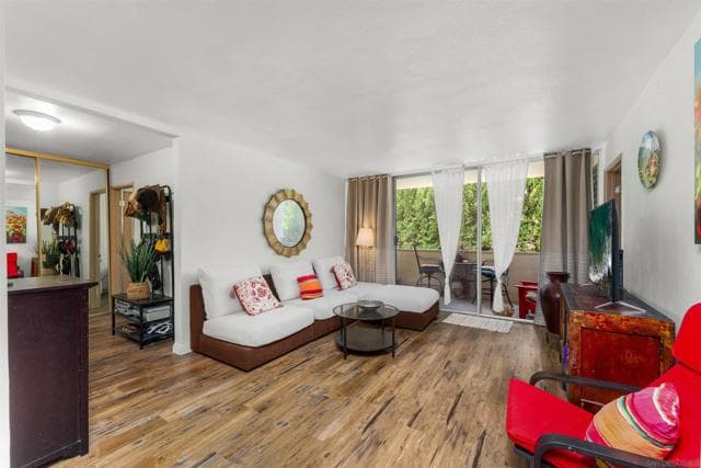 2510 Torrey Pines Rd, La Jolla, Active - Home for Sale
