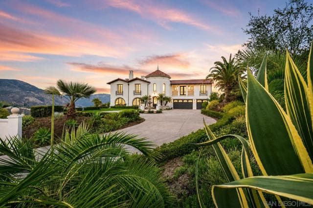 7823 Calle Cima, Rancho Santa Fe, Active - Home for Sale