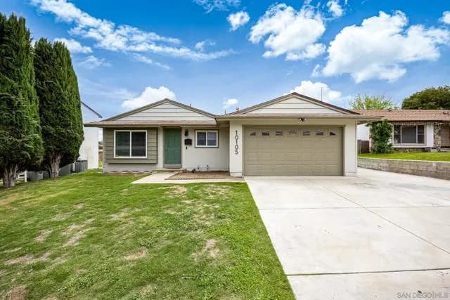 10105 Shaggybark Dr, Santee, Active - Home for Sale