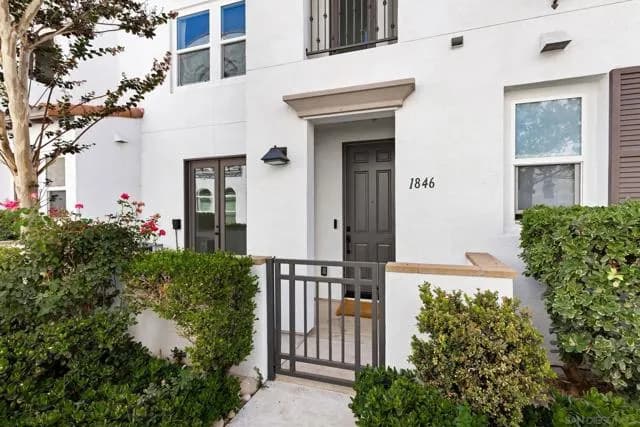 1846 Cliff Swallow, Carlsbad, Active - Home for Sale