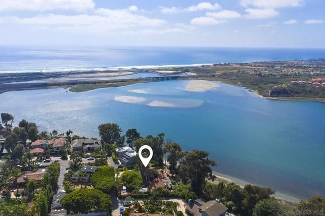 2081 Sheridan Rd, Encinitas, Active - Home for Sale