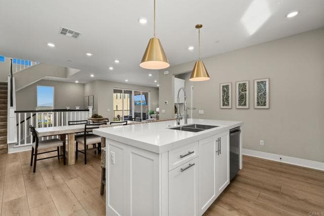 15431 Van Lodensteyn Way, San Diego, Active - Home for Sale