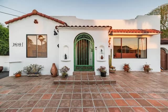 2658 Highland Dr, Carlsbad, Active - Home for Sale