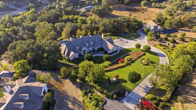 2308 Avenida La Cima, Escondido, Active - Home for Sale