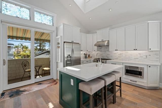 851 C Ave, Coronado, Active - Home for Sale