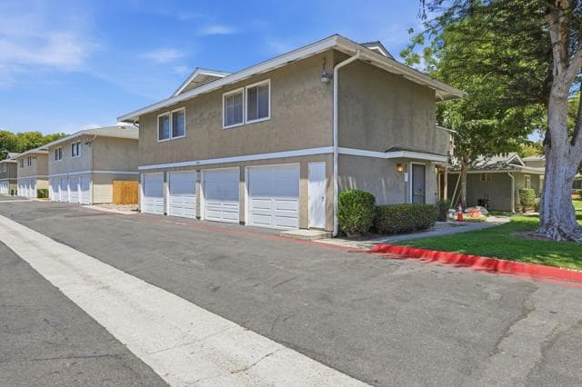 2504 Wanek Rd, Escondido, Active - Home for Sale