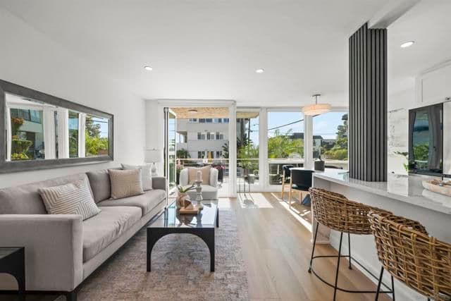 3920 Riviera Dr, San Diego, Active - Home for Sale