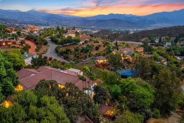 4118 Camino Alegre, La Mesa, Active - Home for Sale