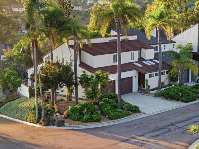 2343 Nicklaus Dr, Oceanside, Active - Home for Sale