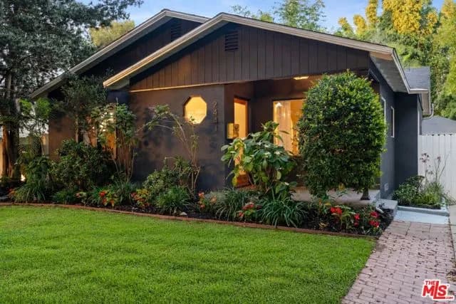 2441 21st St, Santa Monica, Active - Home for Sale
