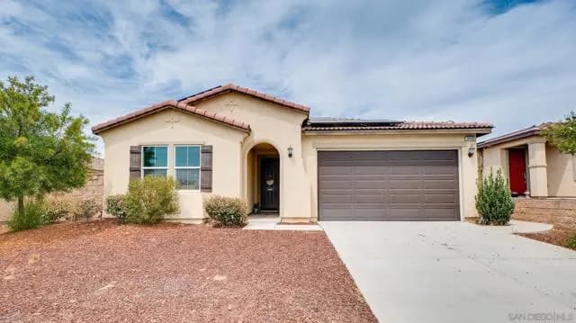 28192 Chambers Ave, Menifee, Active - Home for Sale