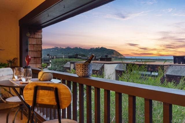 13051 Caminito Del Rocio, Del Mar, Active - Home for Sale