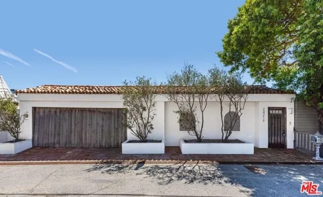 24216 Malibu Rd, Malibu, Active - Home for Sale
