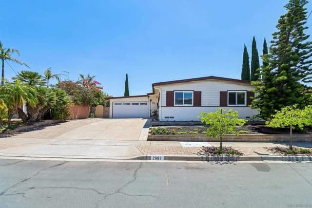 2687 Lionel, San Diego, Active - Home for Sale