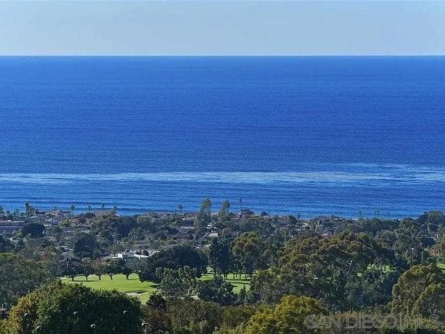 7111 Encelia, La Jolla, Active - Home for Sale