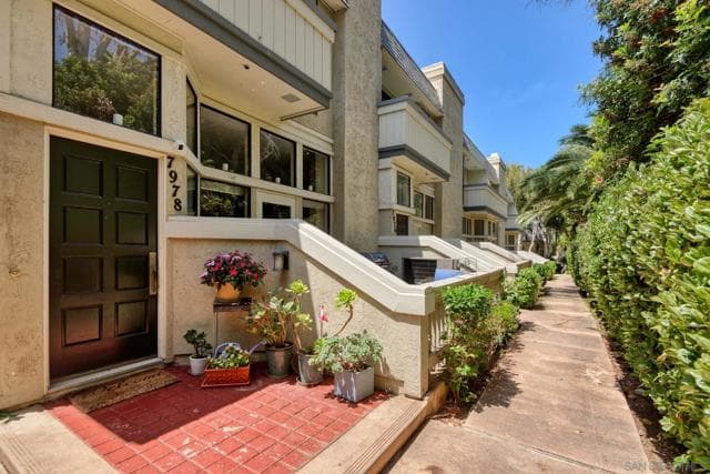 7978 Caminito Del Cid, La Jolla, Active - Home for Sale