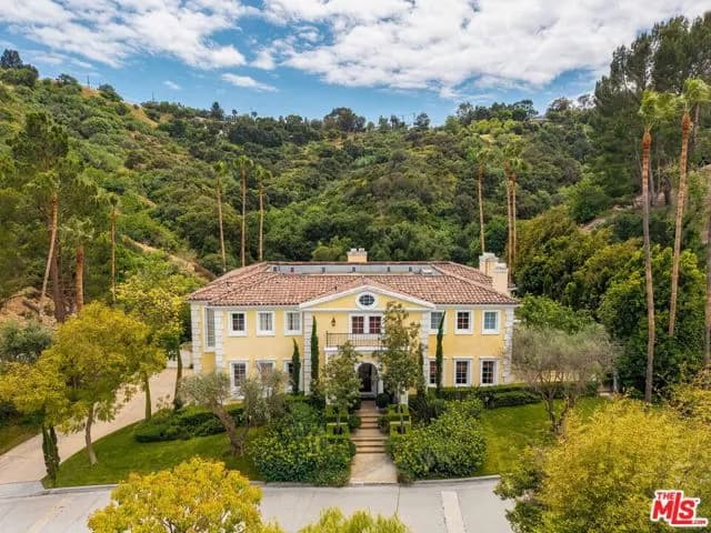 13935 Durham Rd, Beverly Hills, Active - Home for Sale