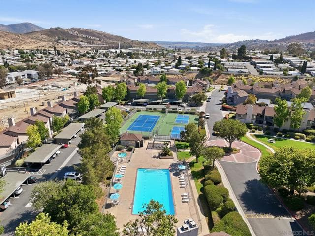 3003 Blue Oak Court, Spring Valley, Active - Home for Sale